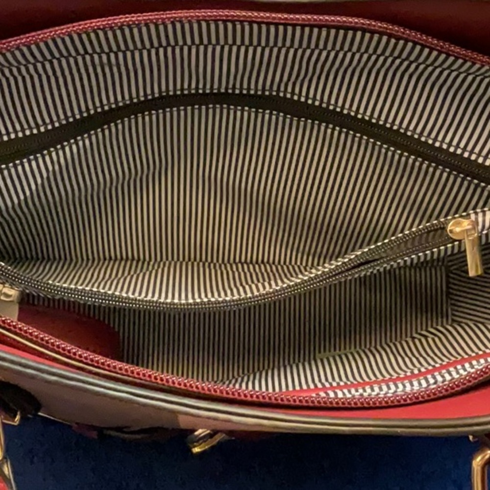 HANDBAG - Picture 9 of 13